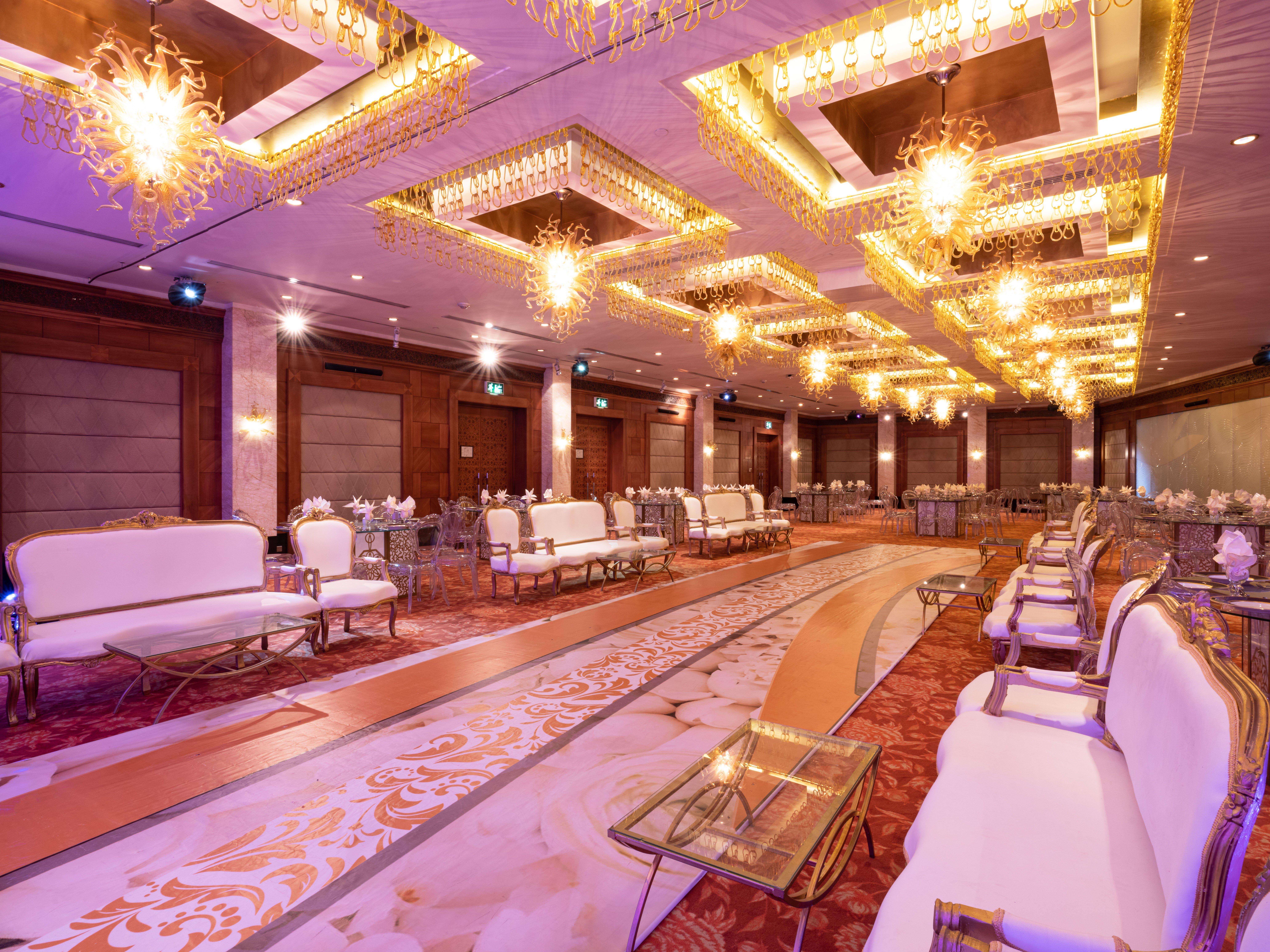 Holiday Inn - Suites Kuwait Salmiya By Ihg Kuwait City Exterior photo